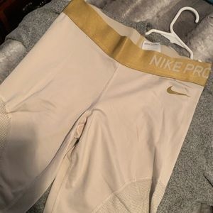 Nike pro leggings